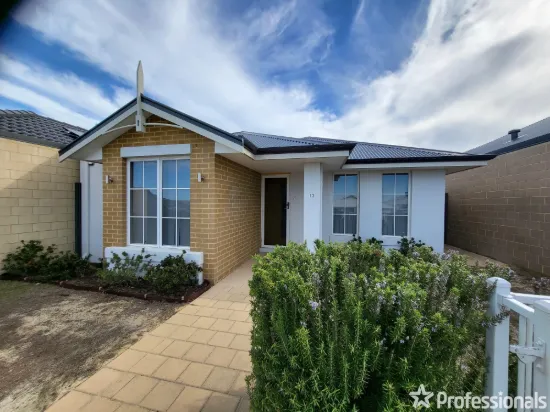 13 Forever Boulevard, Banksia Grove, WA 6031