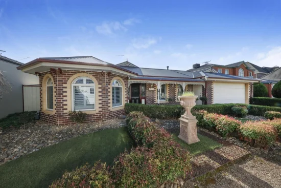 13 Forrest Place, Taylors Lakes, Vic 3038