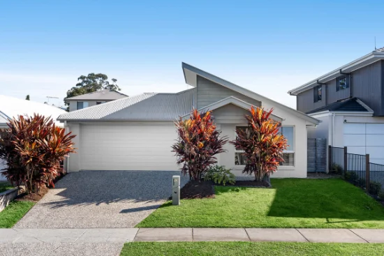 13 Freshwater Street, Thornlands, Qld 4164