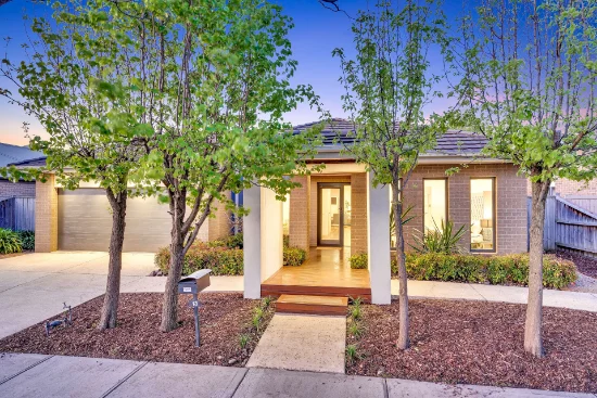 13 Grosvenor Square, Craigieburn VIC 3064-Image