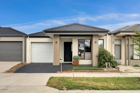 13 Gulliver Drive, Officer, Vic 3809
