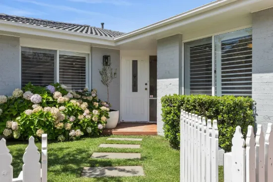 13 Harcus Close, Bonython, ACT 2905
