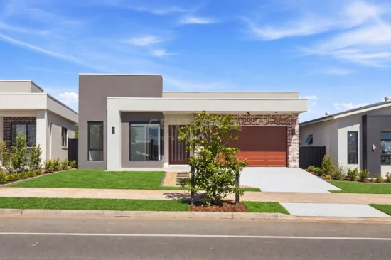 13 Harness Drive, Menangle Park, NSW 2563 - For Rent