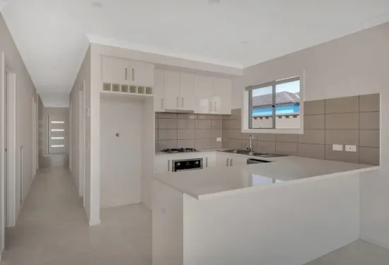 13 Hemmingway Drive, Rockbank VIC 3335-Image
