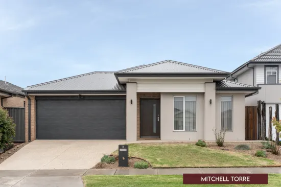 13 Hikari Crescent, Cranbourne South, Vic 3977