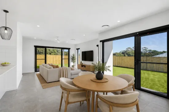 13 Hopper Street, Maleny, Qld 4552