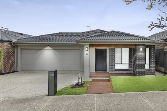 13 Horizon Boulevard, Greenvale, Vic 3059