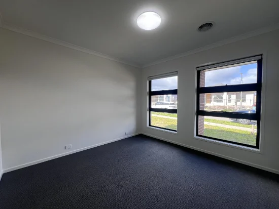 13  Jack Brawn Avenue, Churchill, Vic 3842