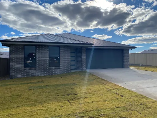 13 Jardine Drive, Eglinton, NSW 2795