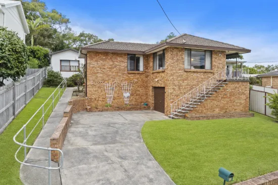 13 John Street, Forresters Beach, NSW 2260