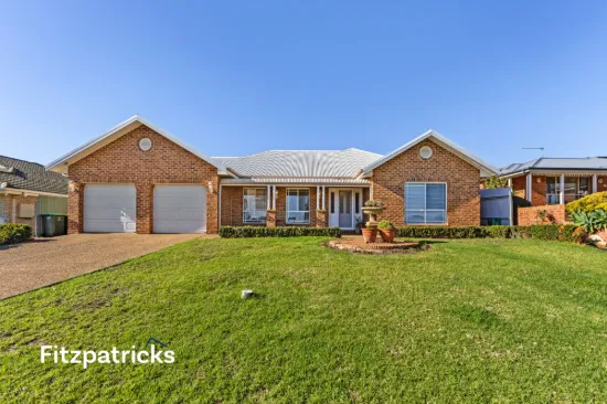 13 Kaloona Drive, Bourkelands, NSW 2650