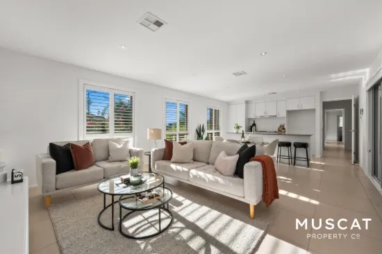 13 Kevin Curtis Crescent, Casey, ACT 2913