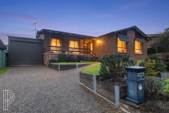 13 Keys Crescent, Wanniassa, ACT 2903