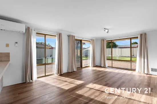 13 Larkspur Place, Thornlie, WA 6108-Image