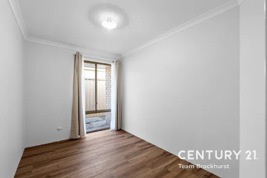 13 Larkspur Place, Thornlie, WA 6108-Image