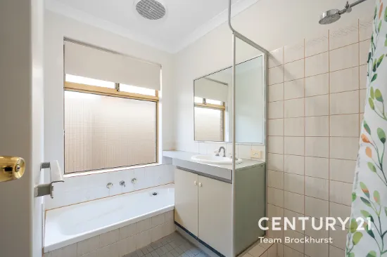 13 Larkspur Place, Thornlie, WA 6108-Image