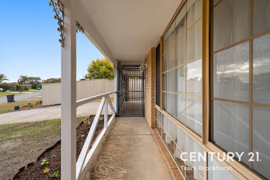 13 Larkspur Place, Thornlie, WA 6108-Image