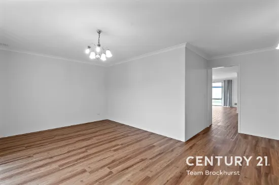 13 Larkspur Place, Thornlie, WA 6108-Image