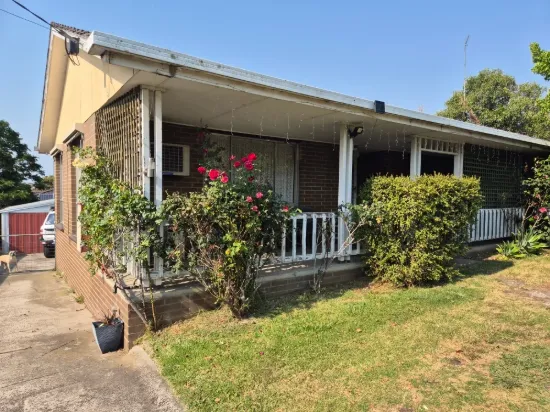 13 Leonard Court, Pakenham, Vic 3810