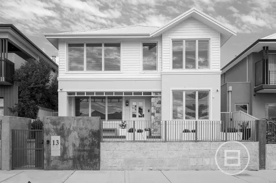 13 Levanzo Way, Sorrento, WA 6020
