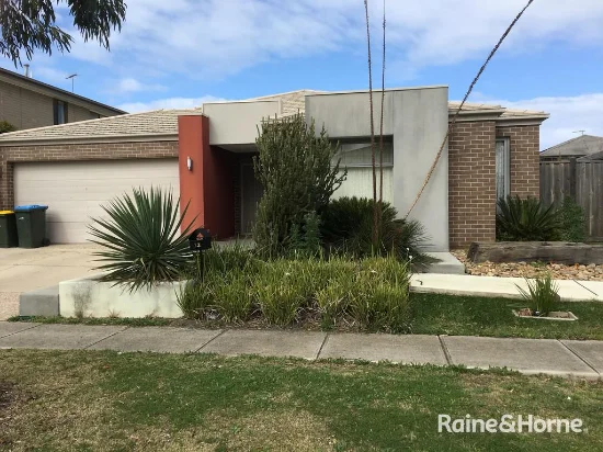 13 Lindholme Way, Williams Landing, Vic 3027