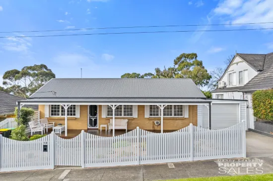 13 Lisle Street, Moe, Vic 3825