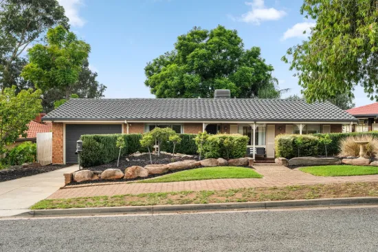 13 Lorikeet Avenue, Modbury Heights, SA 5092