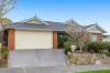13 Lynch Court, Berwick VIC 3806-Image