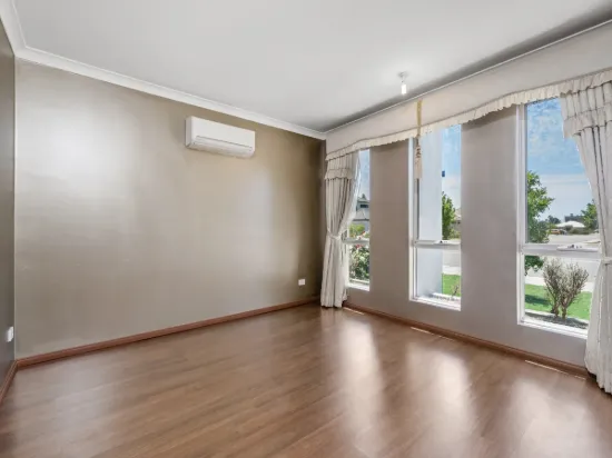 13 Macmillan Boulevard, Canning Vale, WA 6155-Image