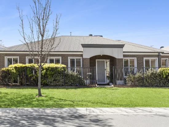 13 Macquarie Road, West Wodonga, Vic 3690