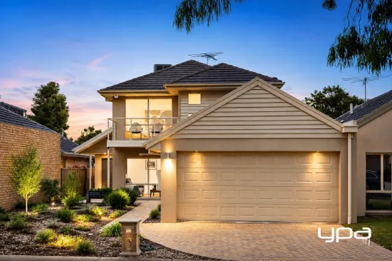 13 Manhattan Close, Sanctuary Lakes, Vic 3030
