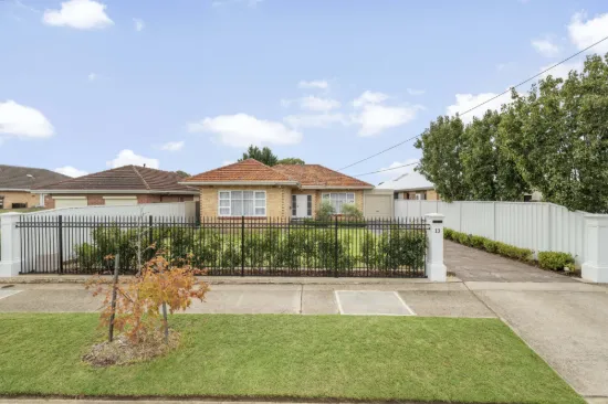 13 Mcallan Avenue, Seaton, SA 5023