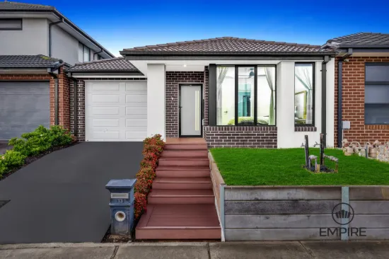 13 Mediterranean Avenue, Clyde, Vic 3978