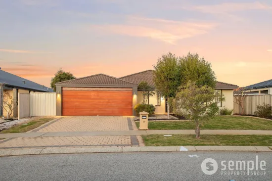 13 Murrumbidgee Drive, Hammond Park, WA 6164