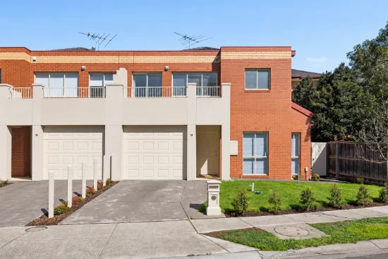 13 Newmarket Way, Flemington, Vic 3031