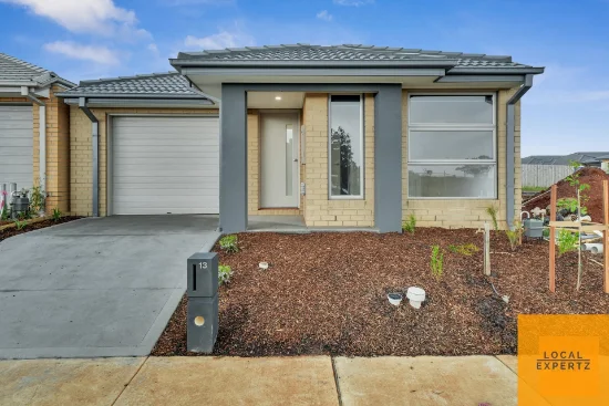 13 Overture Road, Strathtulloh, Vic 3338