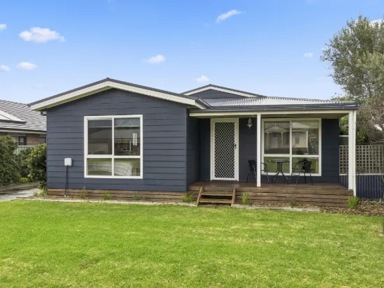 13 Park Avenue, Apollo Bay, Vic 3233