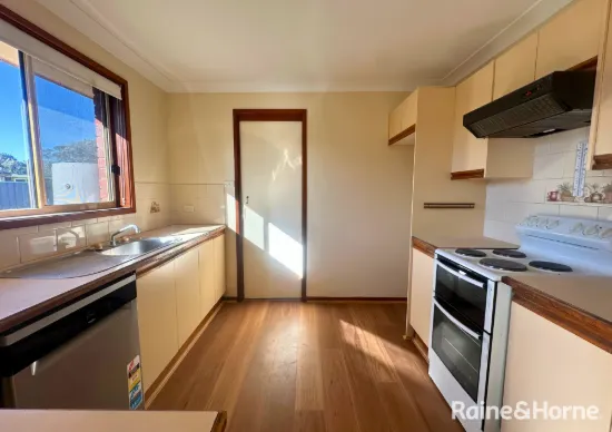 13 Peak Avenue, North Nowra, NSW 2541