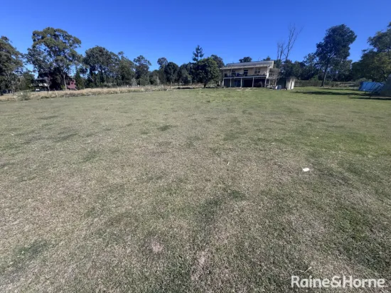 13 Pitts Road, South Nanango, Qld 4615