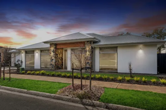 13 Red Cedar Parade, Mount Barker, SA 5251