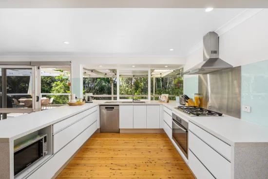 13 Redgum Close, Bateau Bay, NSW 2261