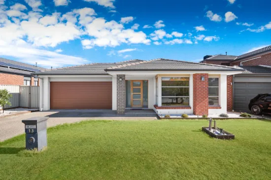 13 Rosella Avenue, Pakenham VIC 3810-Image