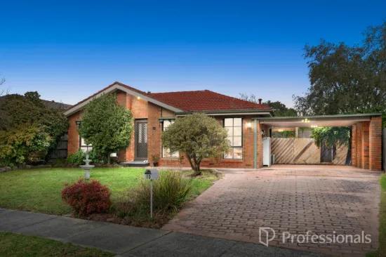 13 Roycroft Avenue, Wantirna South, Vic 3152