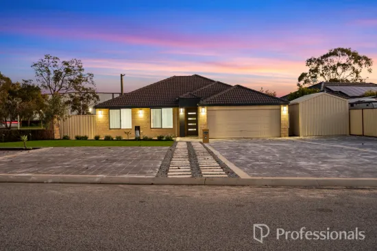 13 Sheffield Road, Wattle Grove, WA 6107