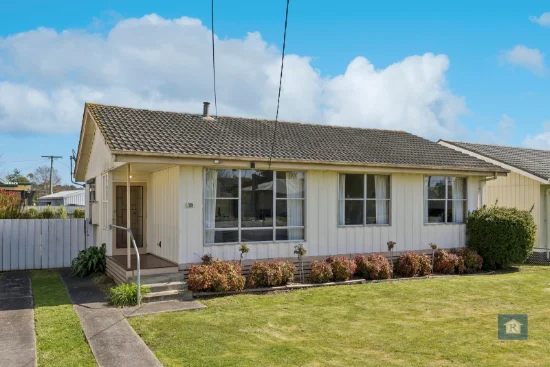 13 Sinclair Street, Colac, Vic 3250 - For Sale