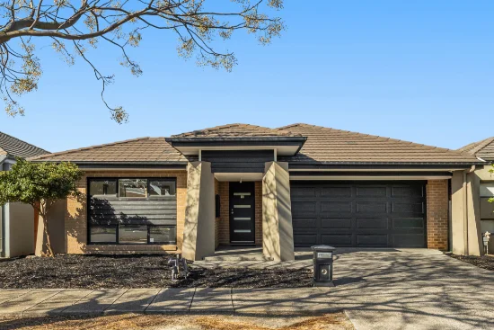 13 Starlight Gardens, Epping, Vic 3076 - For Sale
