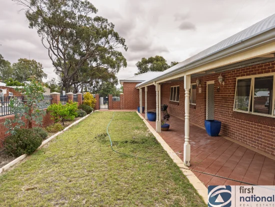 13 Thackrah Ave, Northam, WA 6401