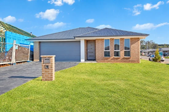 13 Thoroughbred Drive, Cobbitty, NSW 2570