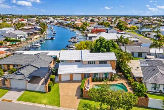 13 Tradewinds Avenue, Paradise Point, Qld 4216