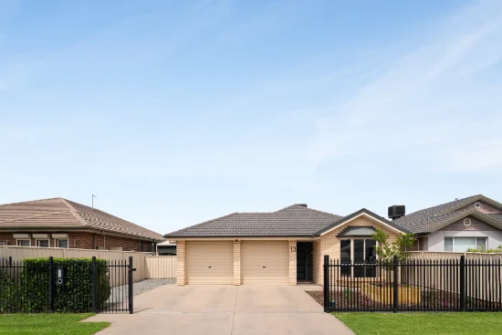 13 Tripodi Circuit, Parafield Gardens, SA 5107